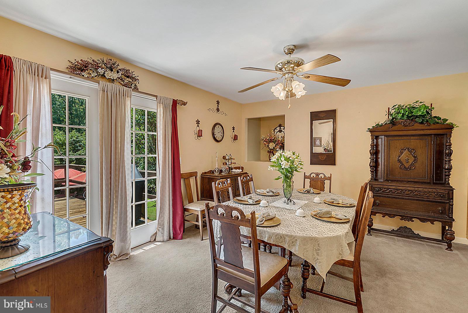 20065 Crooked Run Road Culpeper, VA 22701 - Photo 9 of 37 Dining room - opens to deck