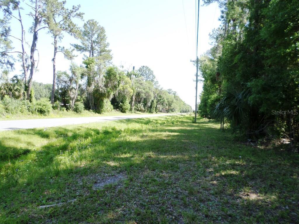 10150 State Highway 40 Inglis, FL 34449 - Photo 15 of 18 a view of outdoor space with trees all around