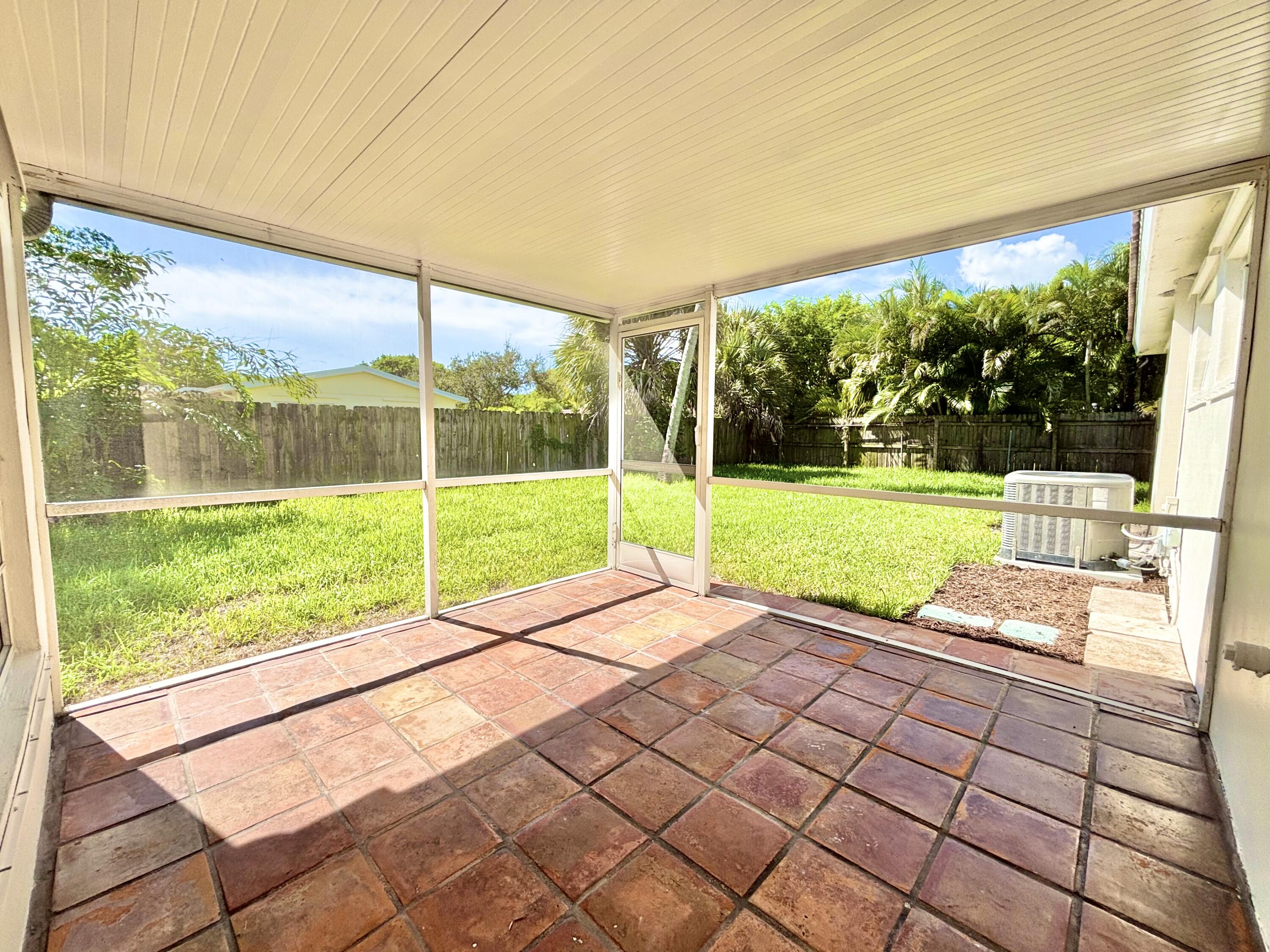 2370 Northeast 4th Avenue Boca Raton, FL 33431 - Photo 25 of 26 IMG_1421