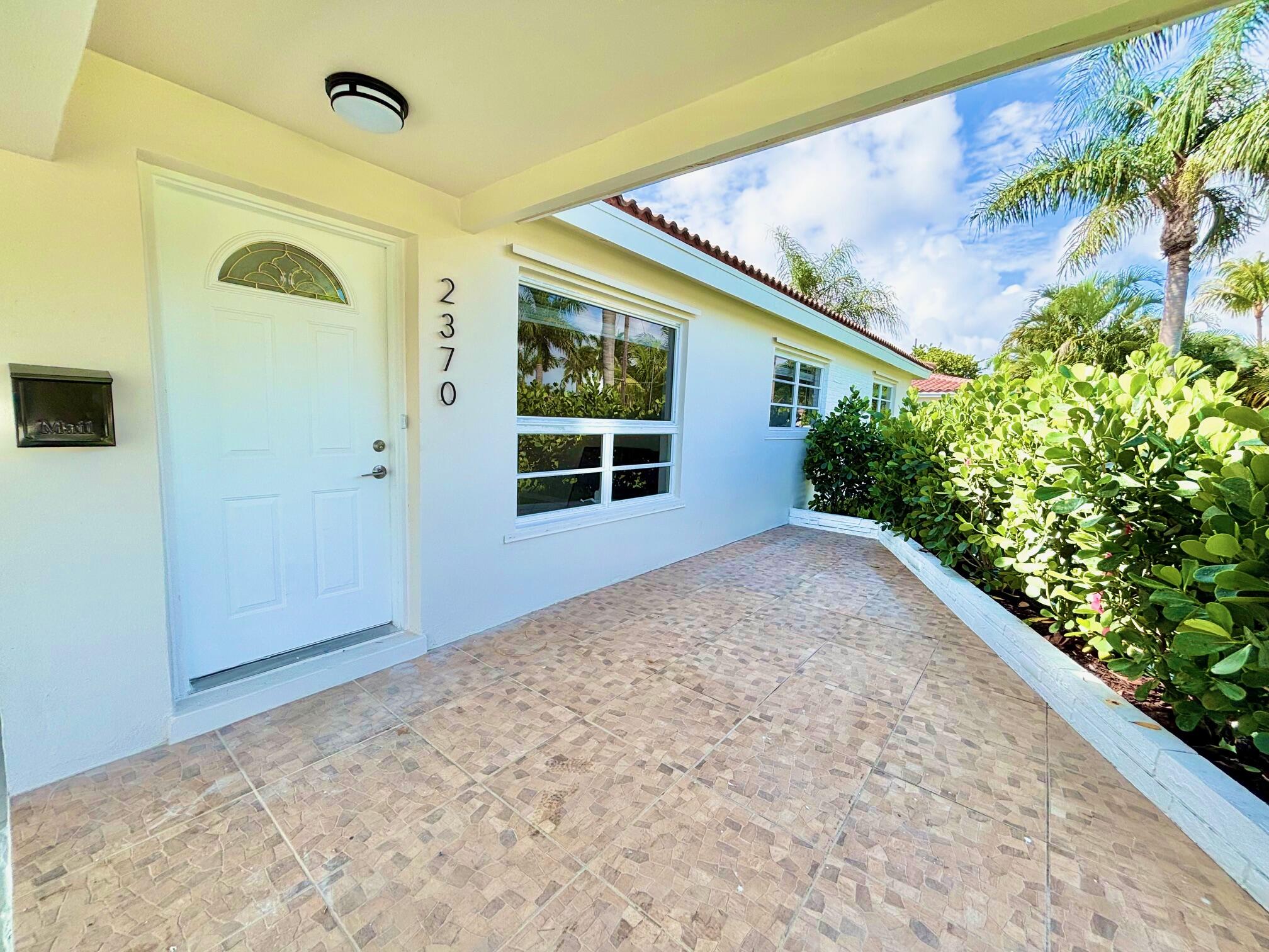 2370 Northeast 4th Avenue Boca Raton, FL 33431 - Photo 4 of 26 IMG_1364