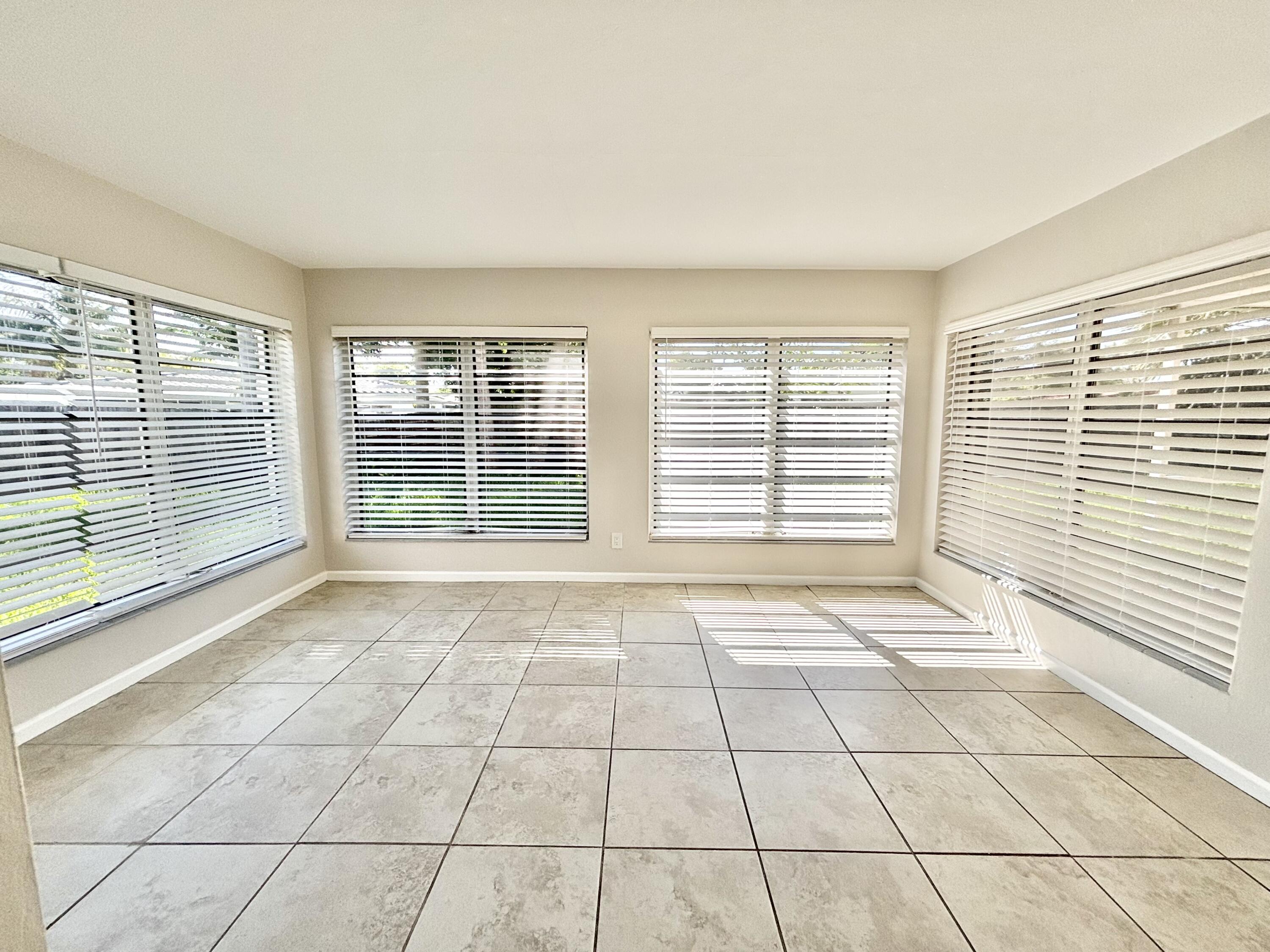 2370 Northeast 4th Avenue Boca Raton, FL 33431 - Photo 10 of 26 IMG_1420