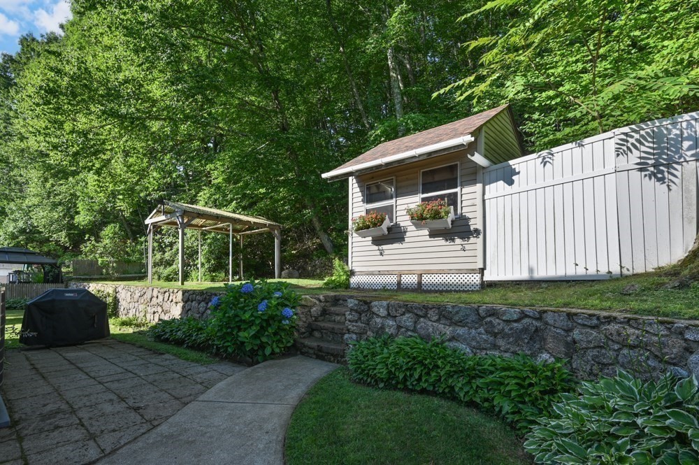 24 Greenwood Road Peabody, MA 01960 - Photo 30 of 31