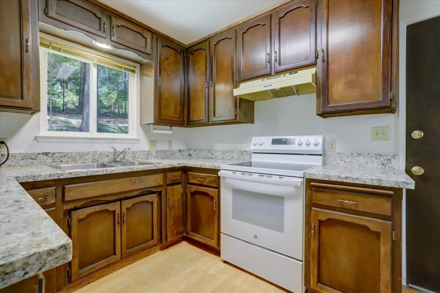 11782 Brunswick Pines Road Grass Valley, CA 95945 - Photo 11 of 70