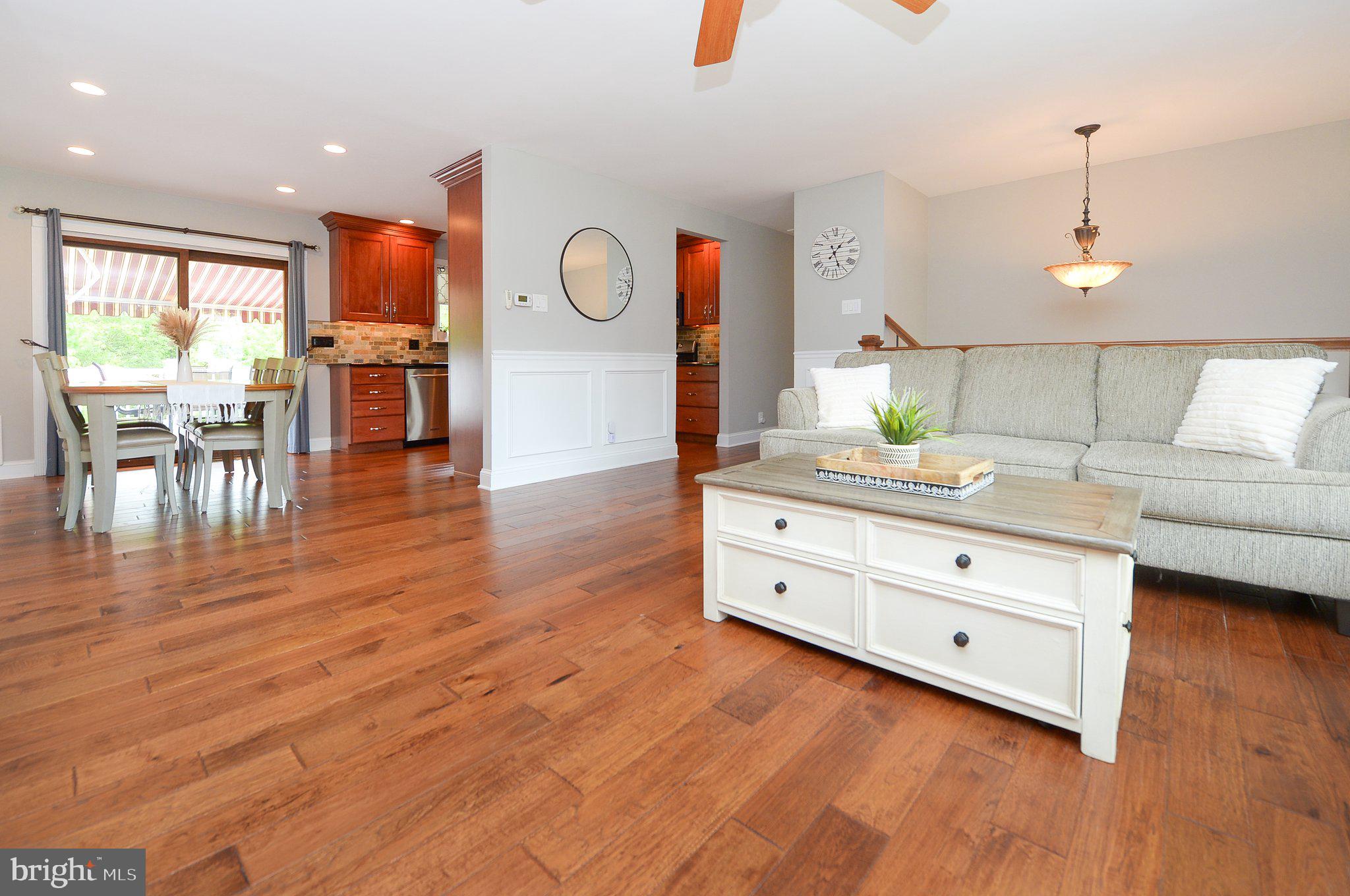 40 Red Leaf Road Moorestown, NJ 08057 - Photo 5 of 32 Amazing flooring throughout this area