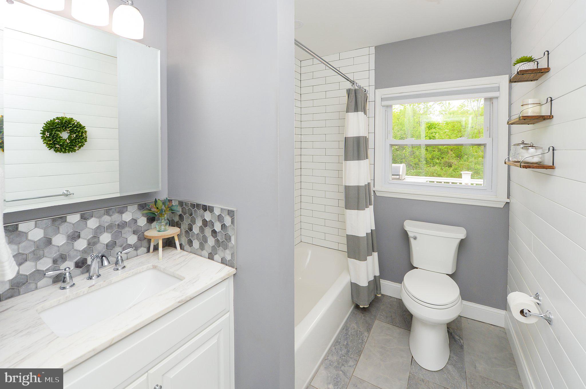 40 Red Leaf Road Moorestown, NJ 08057 - Photo 6 of 32 Quality will be appreciated here