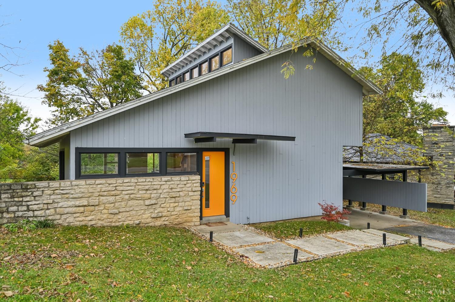 1969 Westgate Road Springfield, OH 45504 - Photo 1 of 39 Gallery Image 1