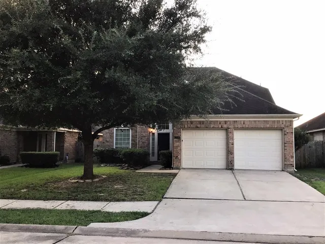 $2,225 | 2718 Lakecrest Way Drive, Katy, TX 77493