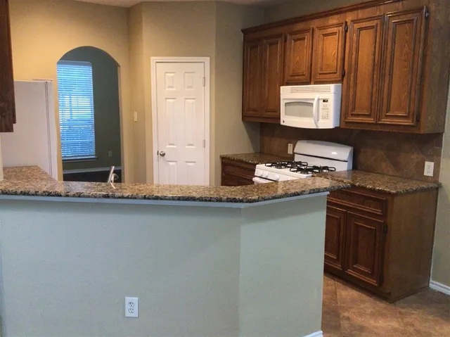 $2,225 | 2718 Lakecrest Way Drive, Katy, TX 77493