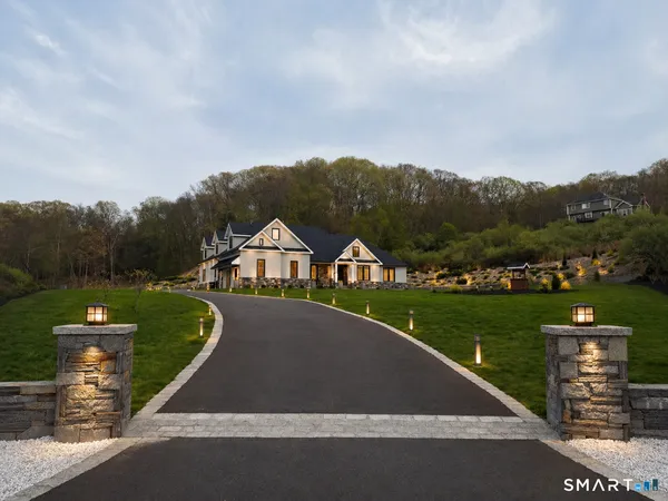 $1,750,000 | 99 Mesa Drive, Bethany, CT 06524
