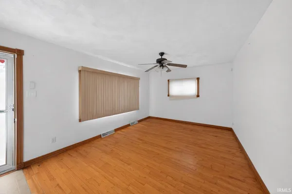 $183,996 | 4422 East 20th Court, Gary, IN 46405