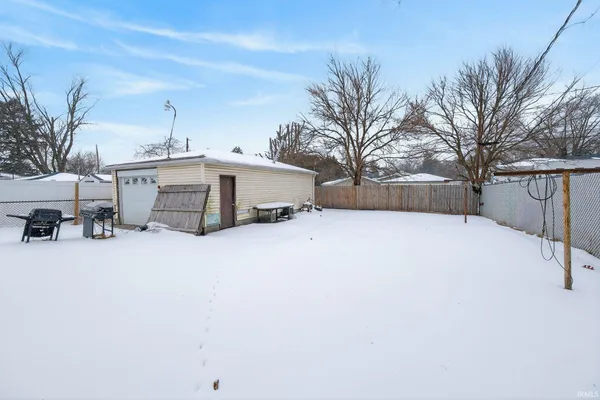 $183,996 | 4422 East 20th Court, Gary, IN 46405