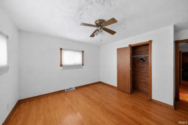 $183,996 | 4422 East 20th Court, Gary, IN 46405