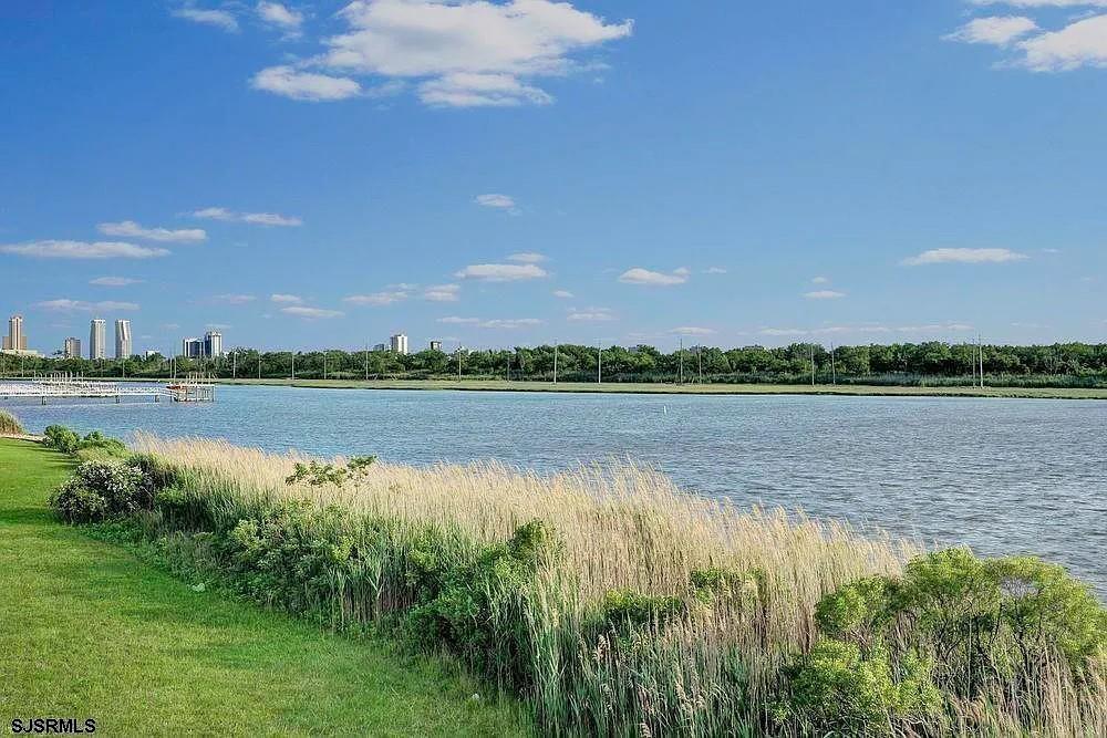 2140 West Riverside Drive Atlantic City, NJ 08401 - Photo 8 of 30 a view of lake with green space