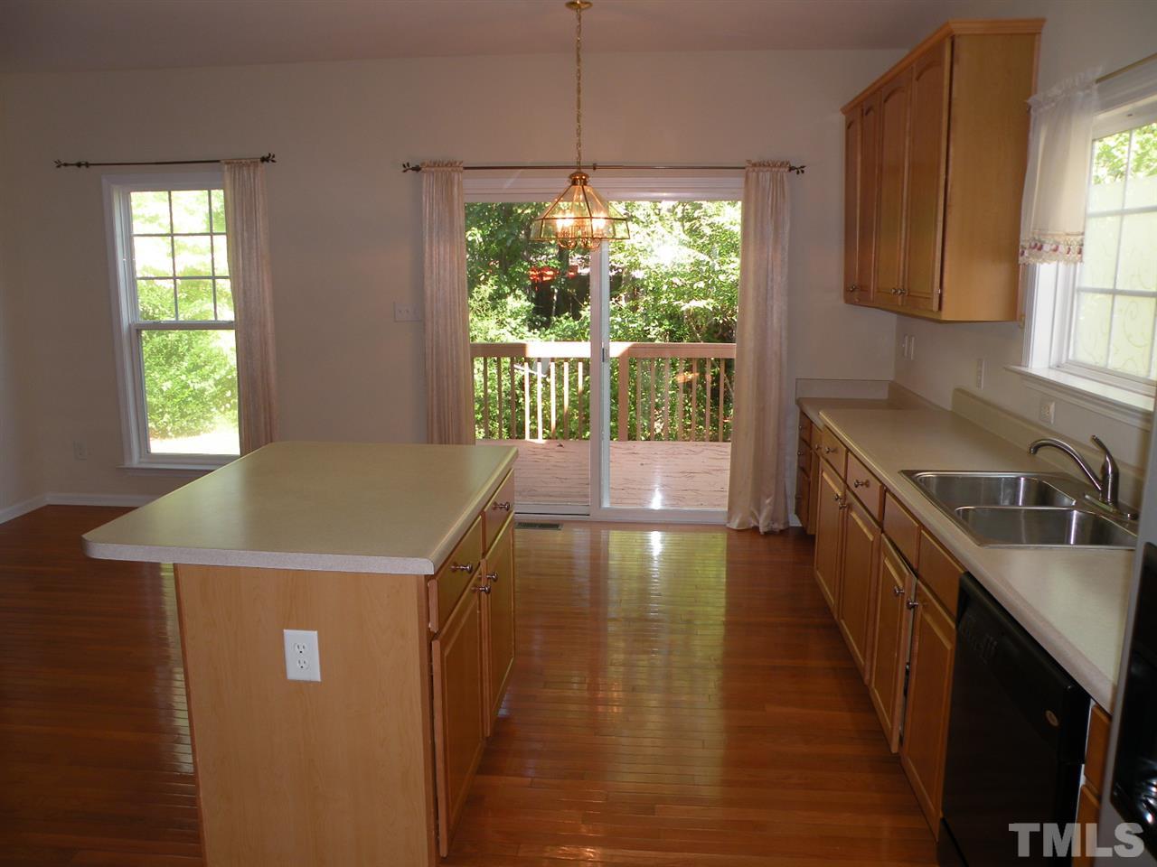 2016 Kilarney Ridge Loop Cary, NC 27511 - Photo 7 of 25 Gallery Image 7