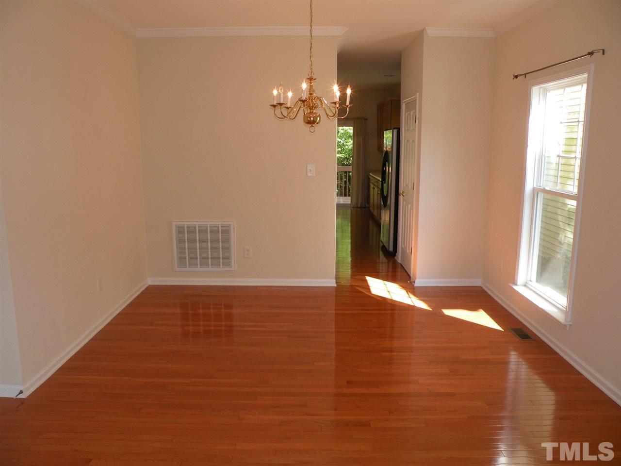 2016 Kilarney Ridge Loop Cary, NC 27511 - Photo 10 of 25 Gallery Image 10