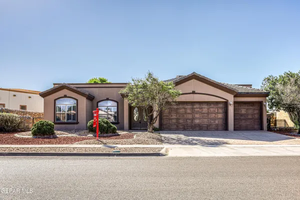 $489,000 | 13574 Emerald Falls Drive, Horizon City, TX 79928