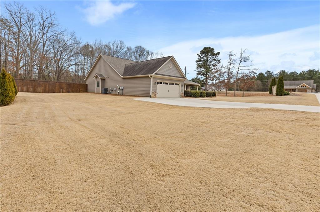 29 Arbor Way Bethlehem, GA 30620 - Photo 2 of 46