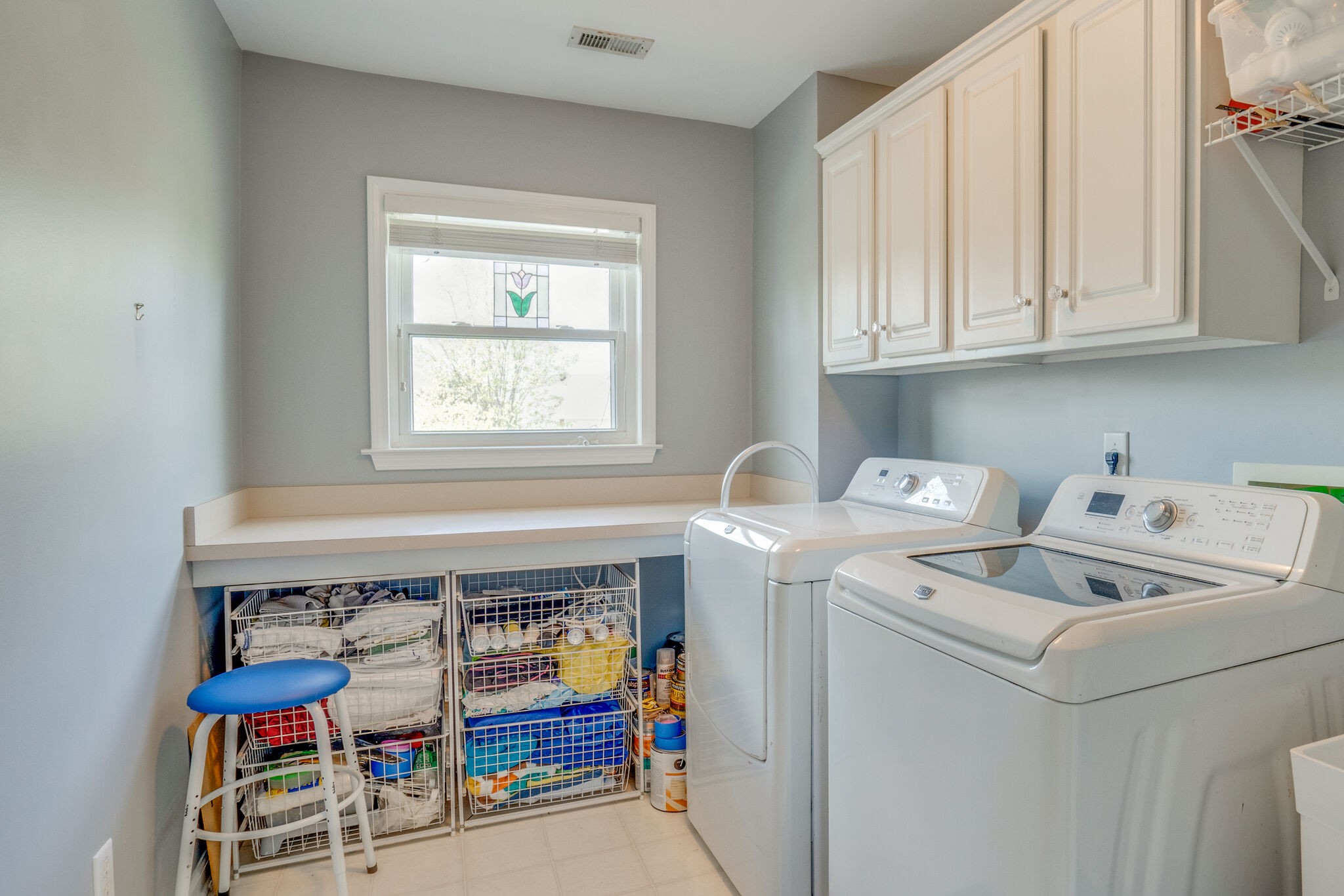 305 Knowle Place Franklin, TN 37069 - Photo 21 of 34 a utility room with dryer and washer
