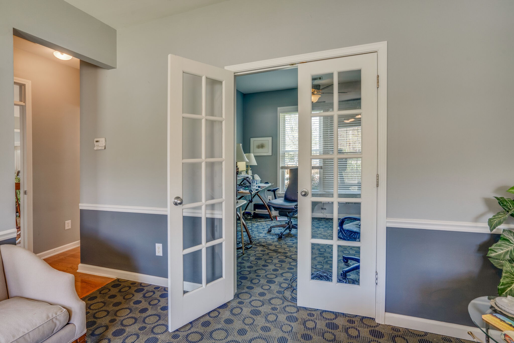 305 Knowle Place Franklin, TN 37069 - Photo 7 of 34 a view of living room