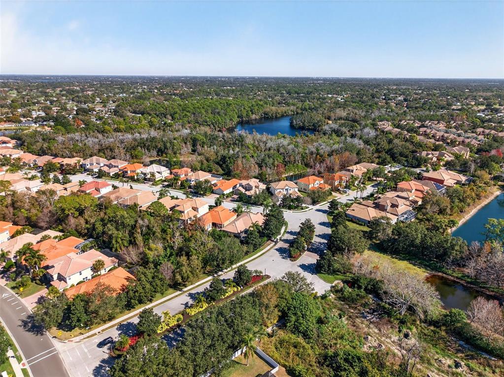 8111 Santa Rosa Court Sarasota, FL 34243 - Photo 68 of 95