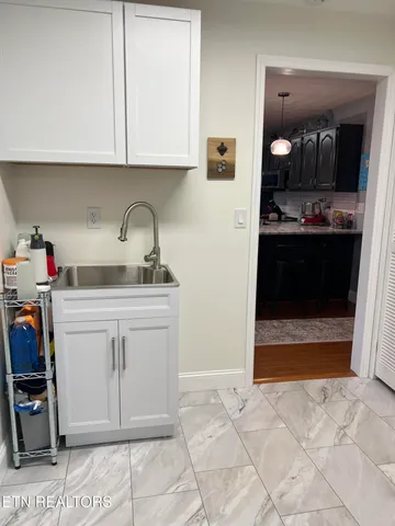 $669,000 | 28290 Highway 95, Greenback, TN 37742