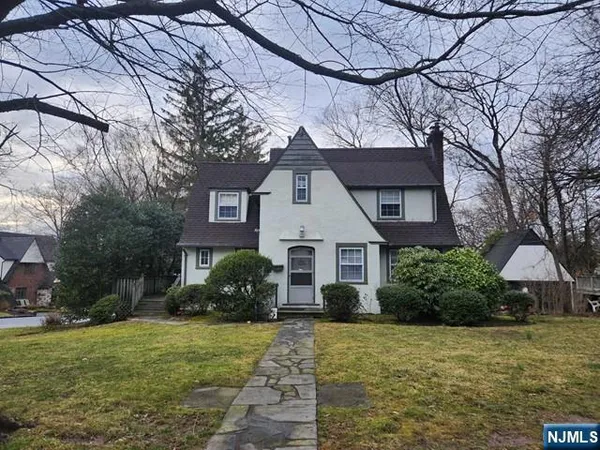 $5,850 | 298 Audubon Road, Englewood, NJ 07631