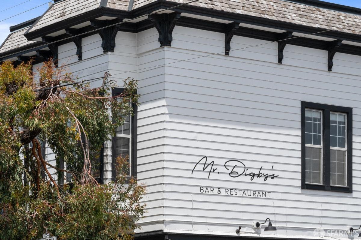 369 Day Street San Francisco, CA 94131 - Photo 34 of 54 a view of a building