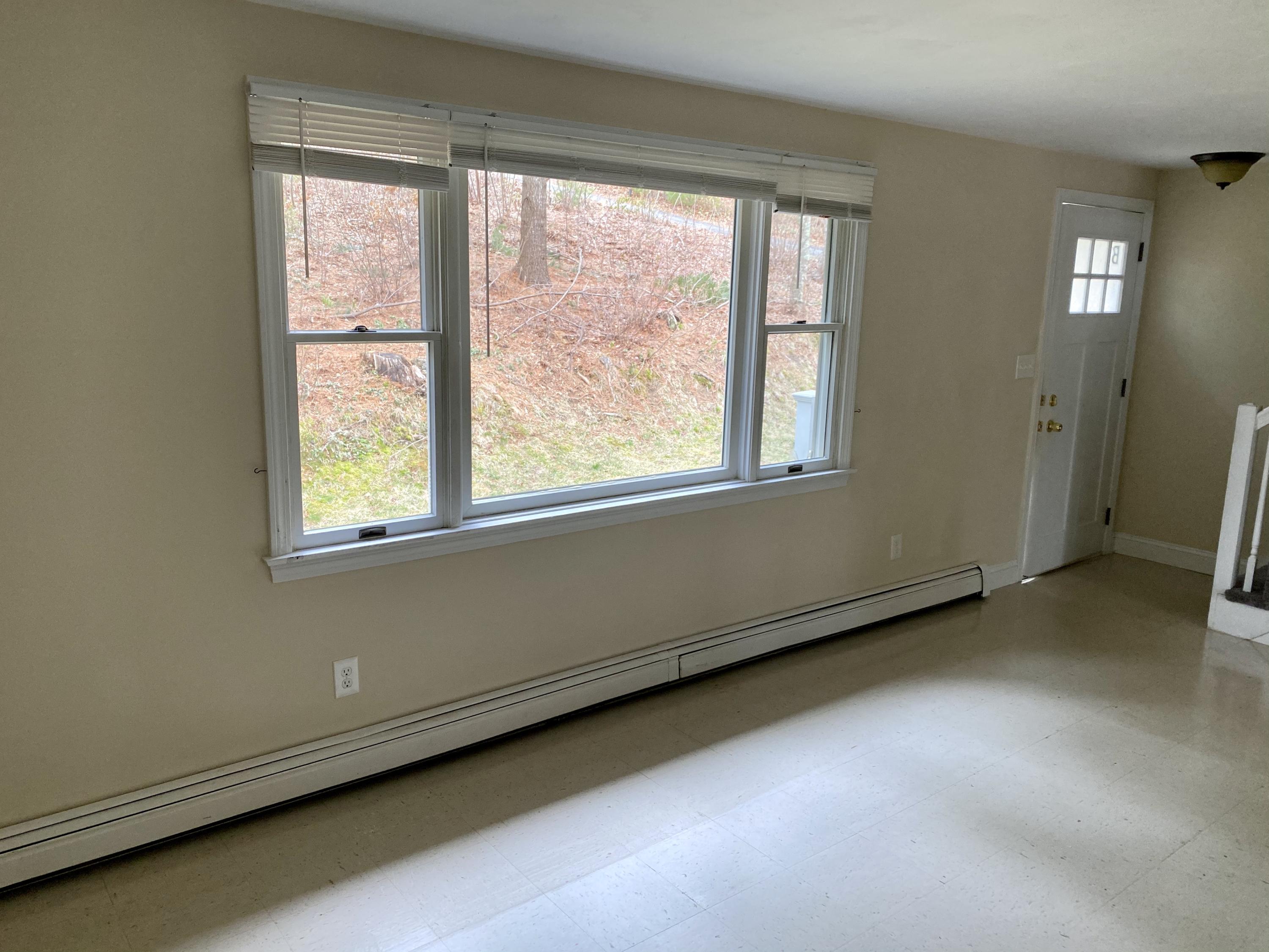 24 Cliff Road Bourne, MA 02532 - Photo 11 of 37 207BD821-A4C3-49C6-A4A7-C3DB4C204BE2