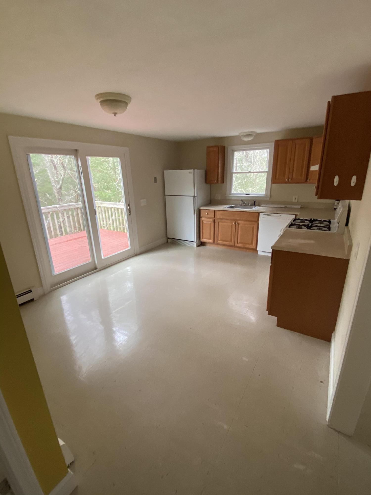 24 Cliff Road Bourne, MA 02532 - Photo 13 of 37 CAF2CB73-7A52-4C91-88F6-33FA9C8EE3FF