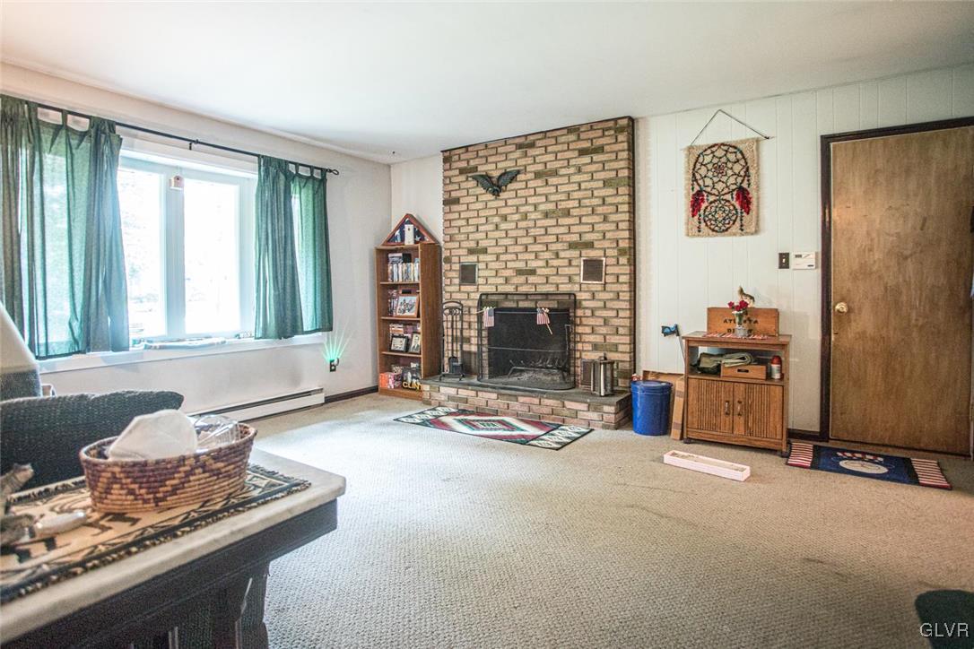 2482 Evanwood Road Bath, PA 18014 - Photo 4 of 26 Gallery Image 4