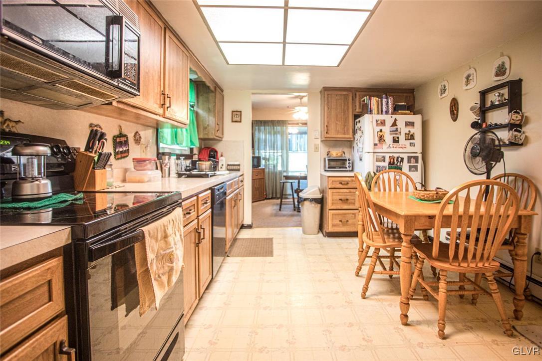 2482 Evanwood Road Bath, PA 18014 - Photo 6 of 26 Gallery Image 6