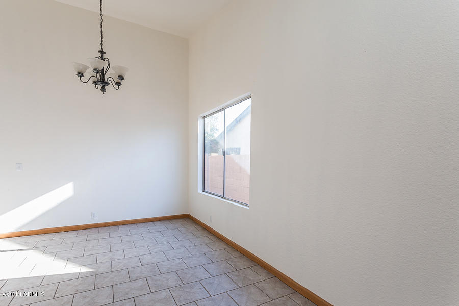 8755 West Ocotillo Road Glendale, AZ 85305 - Photo 3 of 12 Formal Dining Room
