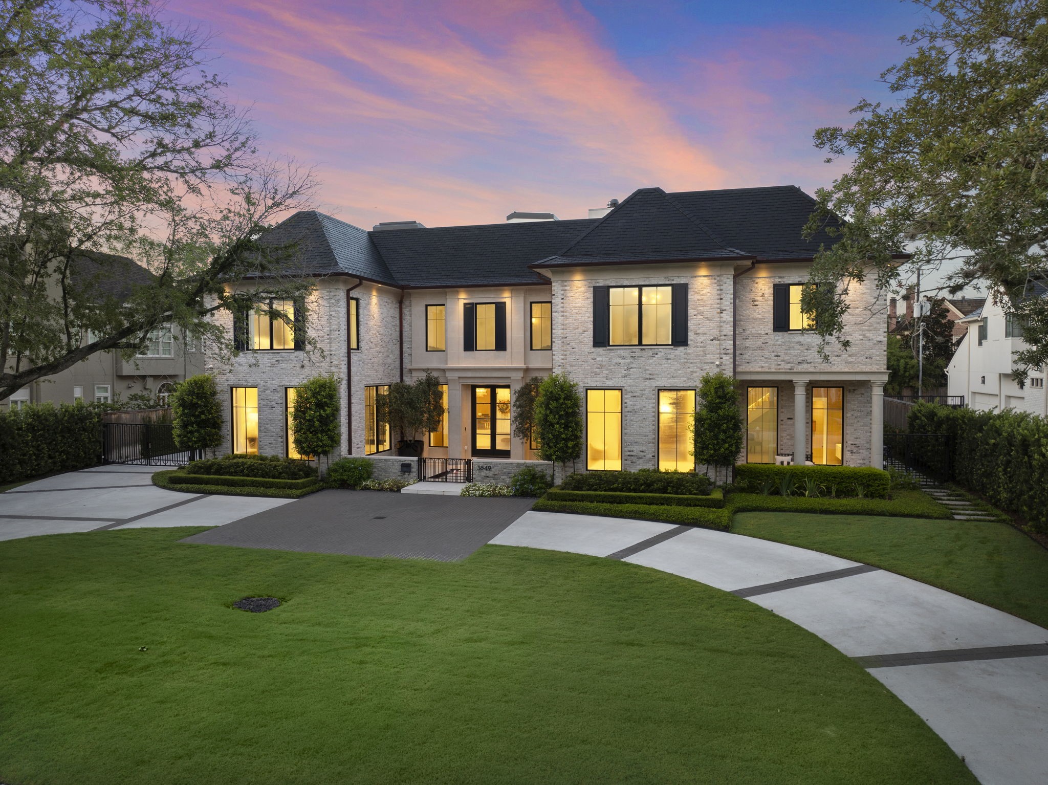 3649 Chevy Chase Drive Houston, TX 77019 - Photo 2 of 50 River Oaks architecture by JD Bartell, built by Al Ross. Exceptional craftsmanship blends timeless design with modern sophistication in one of Houston’s most iconic neighborhoods.