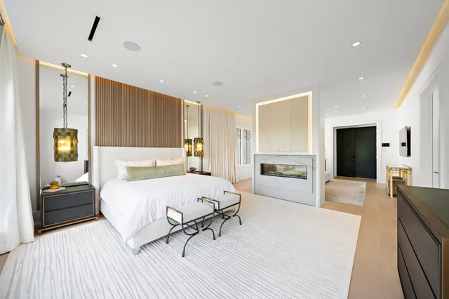 $13,000,000 | 3649 Chevy Chase Drive, Houston, TX 77019