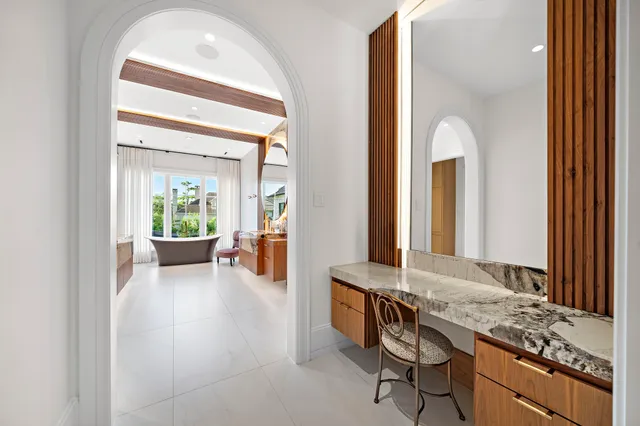 $13,000,000 | 3649 Chevy Chase Drive, Houston, TX 77019