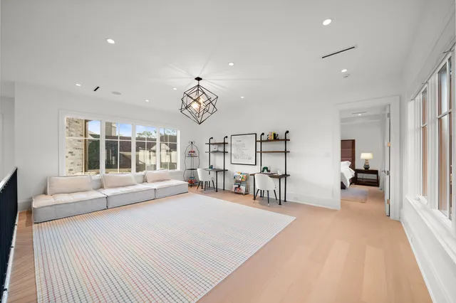 $13,000,000 | 3649 Chevy Chase Drive, Houston, TX 77019