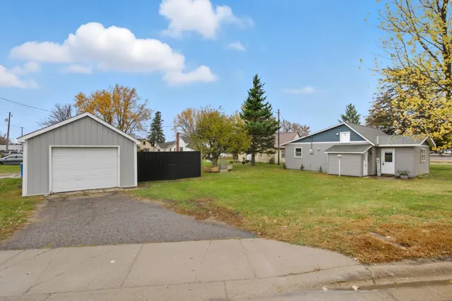 $145,000 | 104 West Centre Street, Royalton, MN 56373