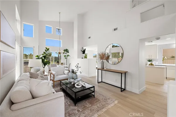 $1,299,900 | 50 Blanco, Lake Forest, CA 92610