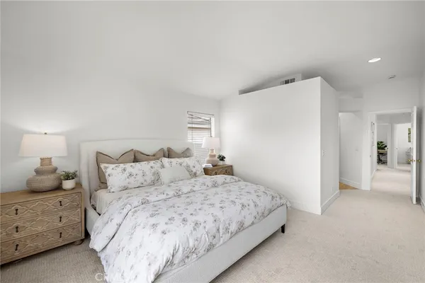 $1,299,900 | 50 Blanco, Lake Forest, CA 92610