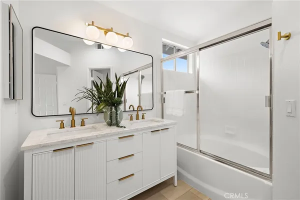 $1,299,900 | 50 Blanco, Lake Forest, CA 92610