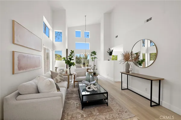 $1,299,900 | 50 Blanco, Lake Forest, CA 92610