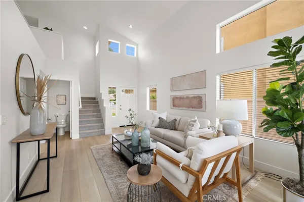 $1,299,900 | 50 Blanco, Lake Forest, CA 92610