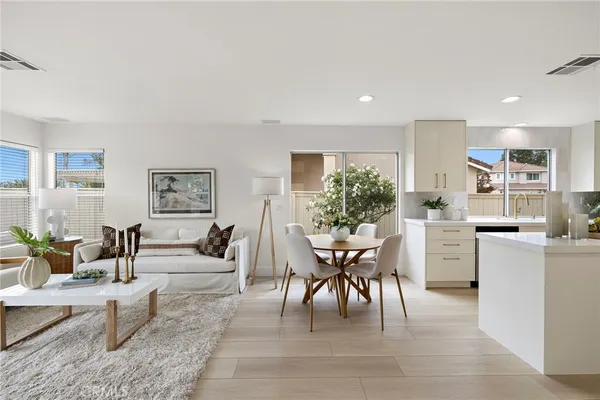 $1,299,900 | 50 Blanco, Lake Forest, CA 92610