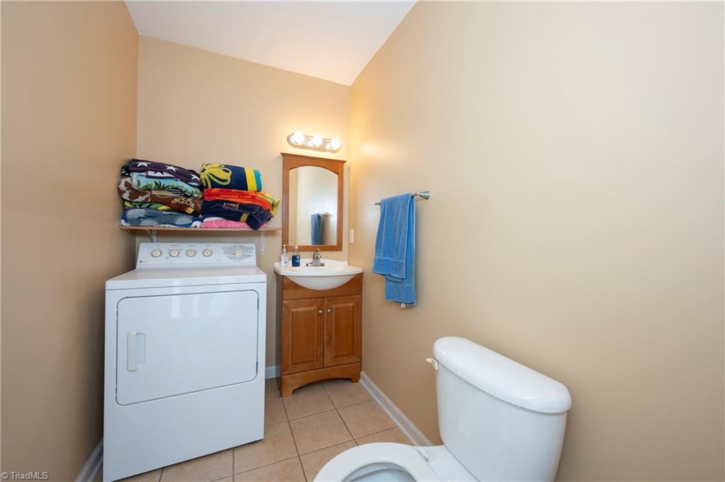 8056 Glengarriff Road Clemmons, NC 27012 - Photo 41 of 50 Gallery Image 41