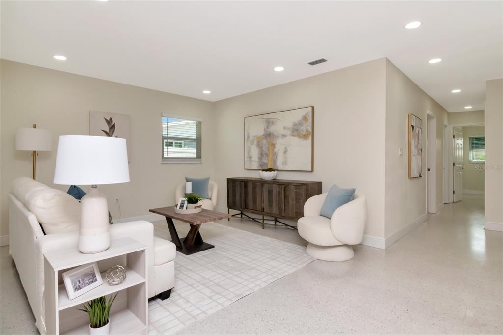 106 Steven Street Ruskin, FL 33570 - Photo 13 of 38