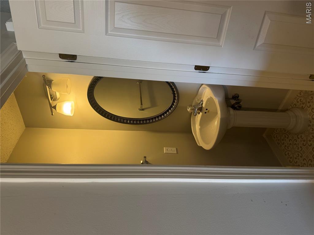 3245 Domain Street St. Charles, MO 63301 - Photo 10 of 35