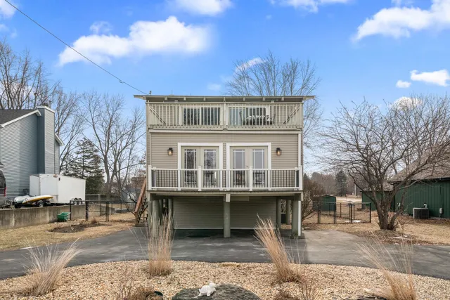 $315,000 | 1740 Holiday Drive, Lake Holiday, IL 60548