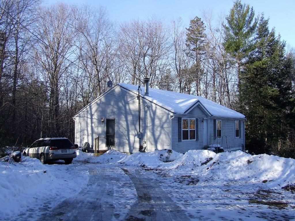 104 Highwatch Road Effingham, NH 03882 - Photo 5 of 26