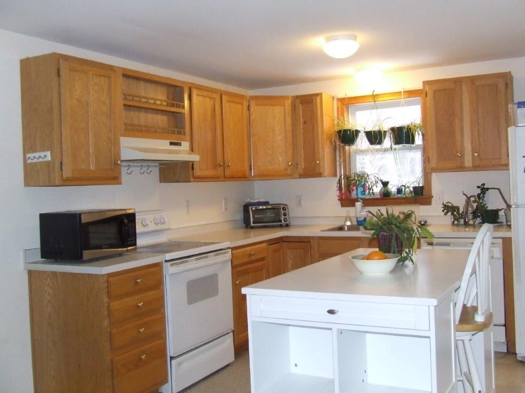 104 Highwatch Road Effingham, NH 03882 - Photo 7 of 26