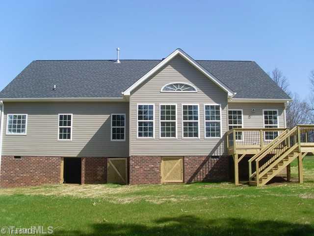5027 Peppertree Road Clemmons, NC 27012 - Photo 16 of 16 Exterior Front.
